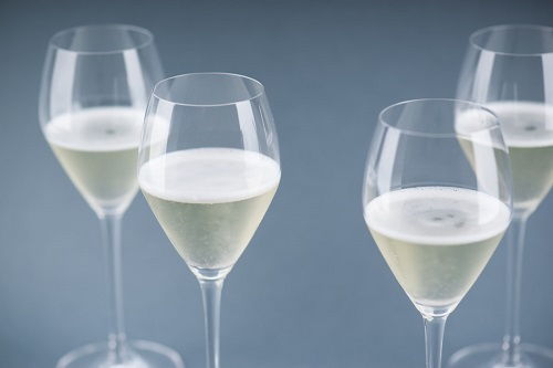 舊世界產(chǎn)酒國(guó)起泡酒的種類(lèi)與釀造工藝探析